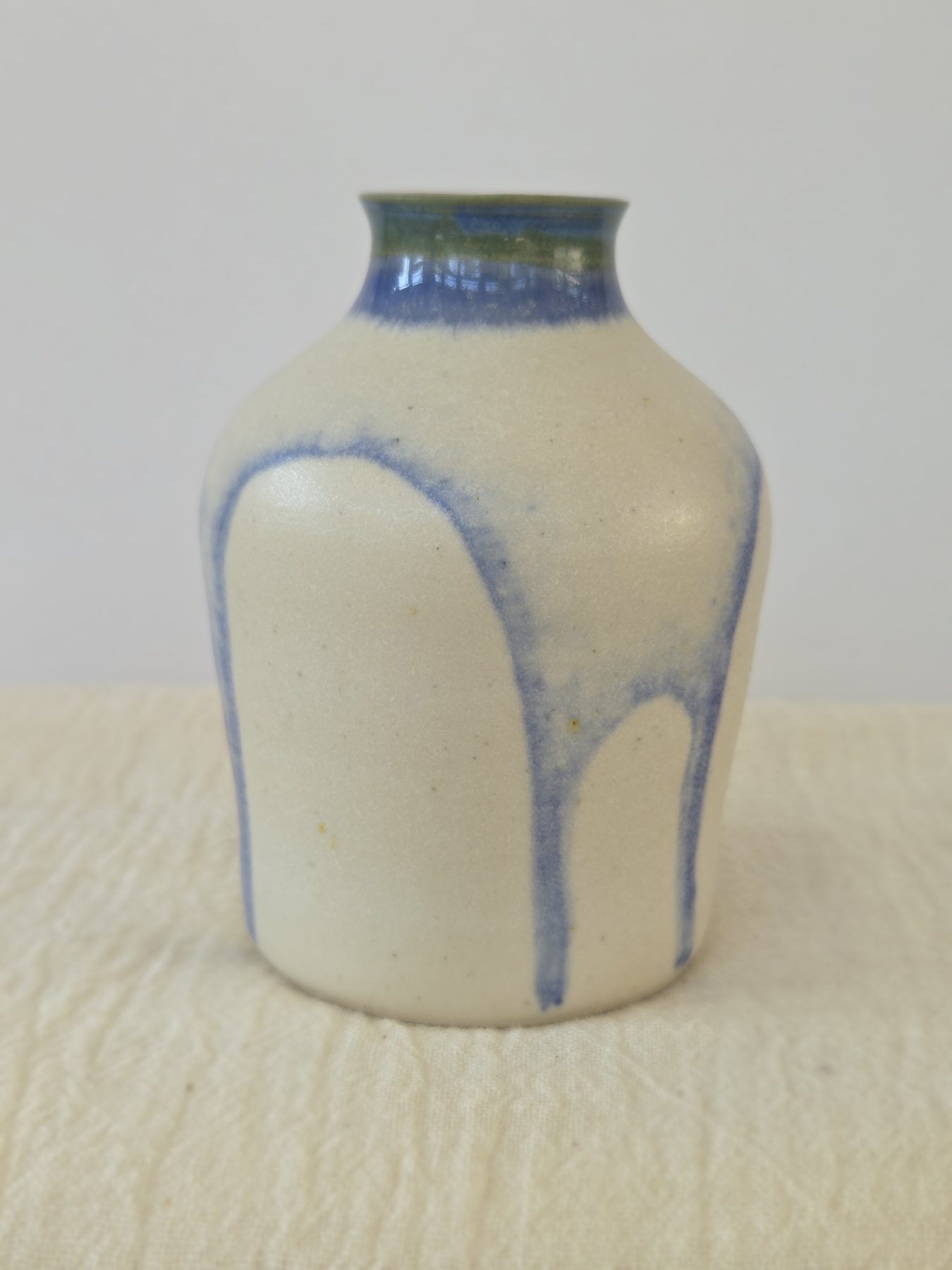 Vase, White, blue-gree with blue decoration