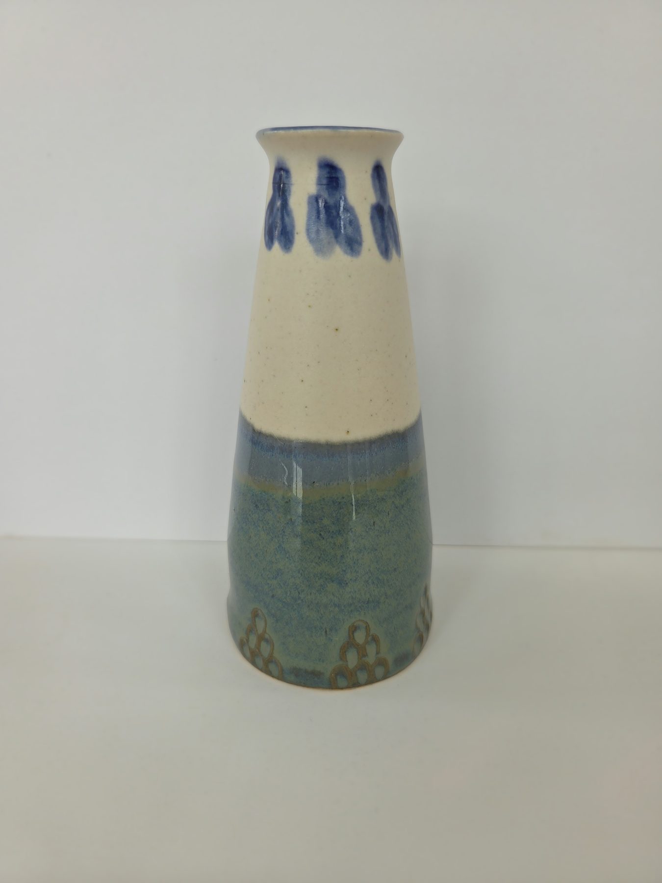 Vase, White, ironwood blue and blue decoration