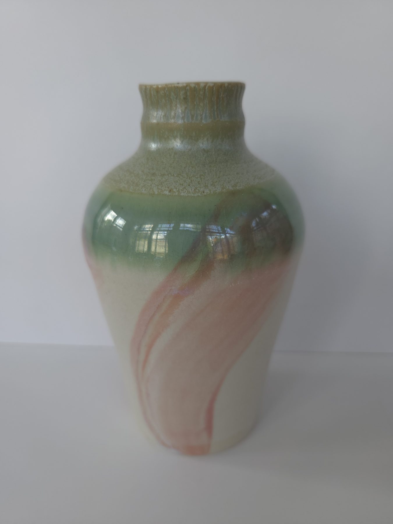 Vase, White and green, pink decoration