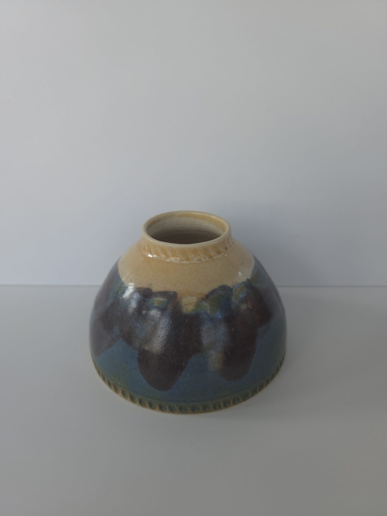 Bud vase, Coral, dark blue and purple